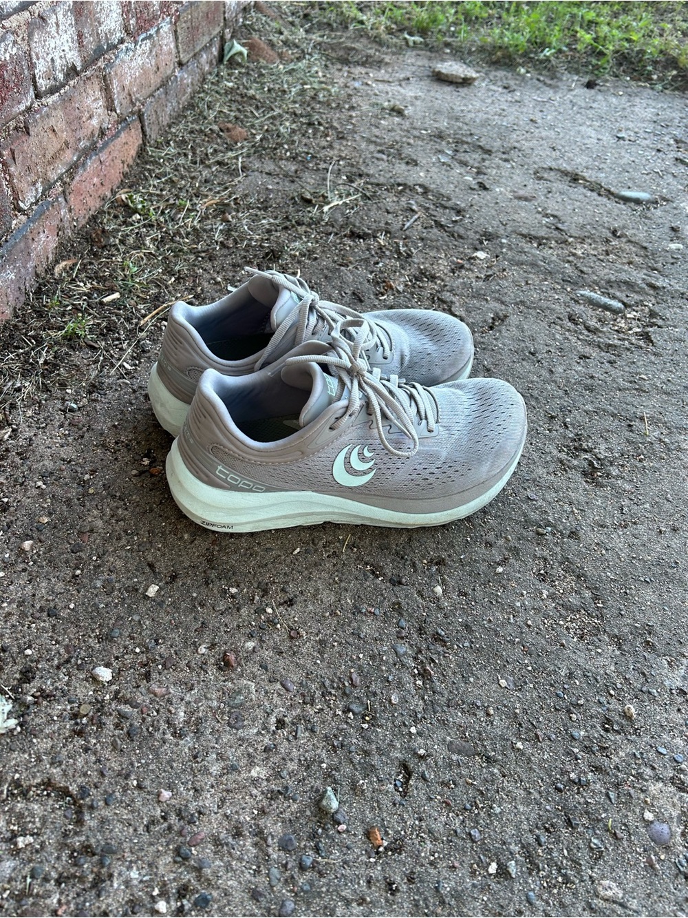 Women's Taupe Athletic Running Shoes with Cushioned Midsole